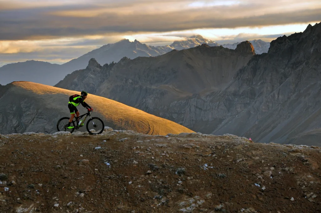 VTT au col du Galibier, en été