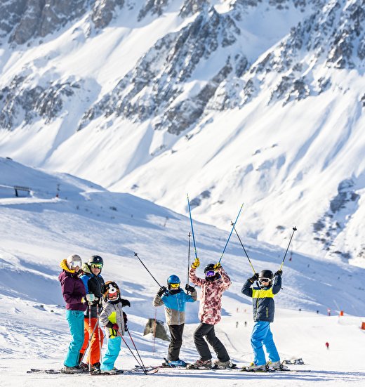 ski-famillej1-ski-de-piste-48-520x551-1755003713